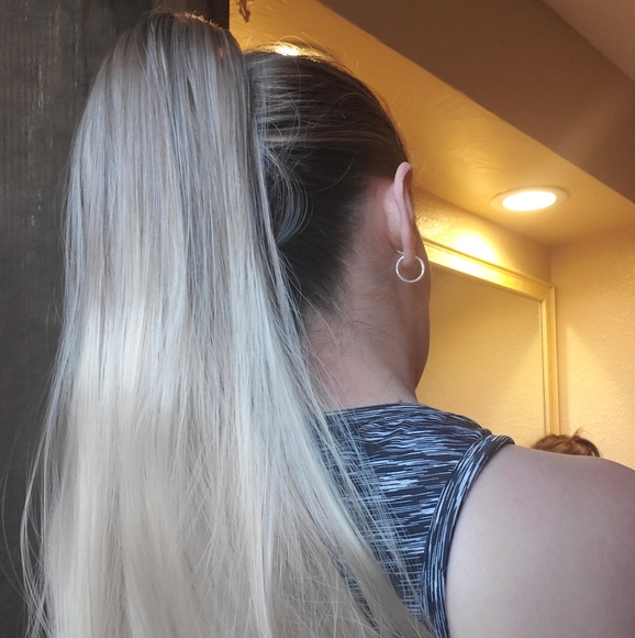 Clip on pony tail wigs - Picture 10 of 12